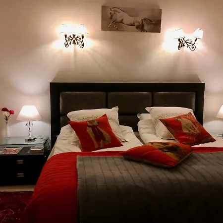 Domaine De Perry Bed & Breakfast *