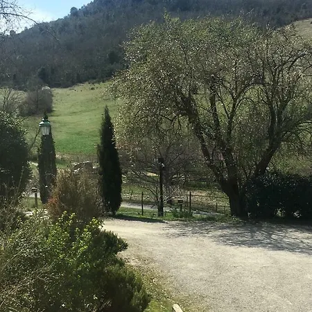 Bed & Breakfast Domaine De Perry Pieusse